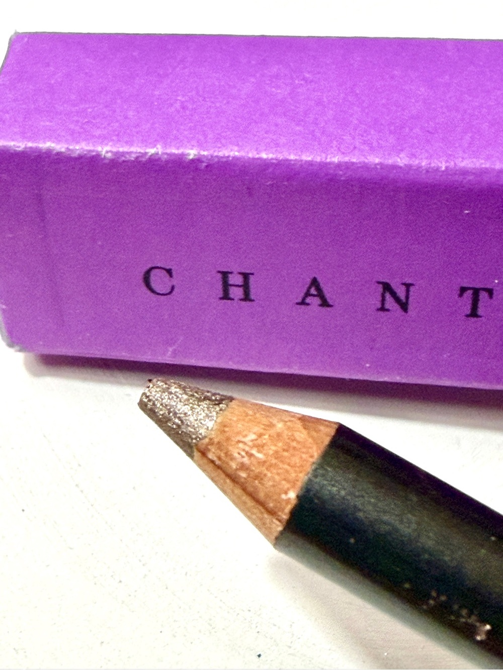Chantecaille Gel Liner Pencil • Geode
• dual end eyeliner • Discontinued • New